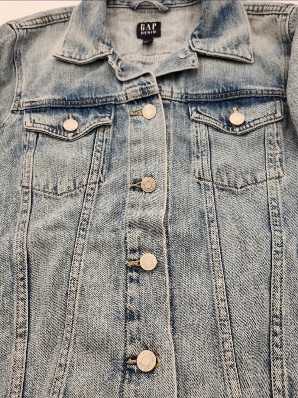 GAP Light Blue Denim Jacket - Women's - Picture 8 of 9